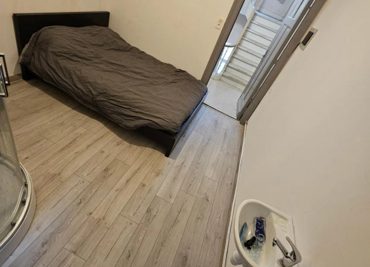 Апартаменты Logement Privee Acces Autonome Брюссель